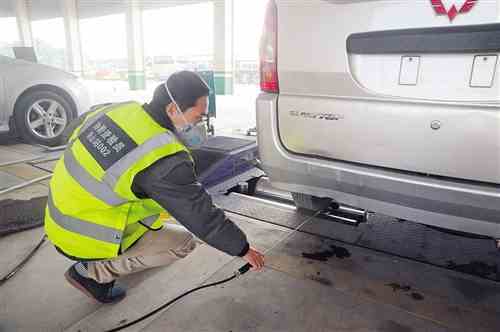 沈阳首推人性化服务 柴油货车尾气超标实时提示 助力机动车绿色检测